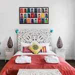 Lion Apartments